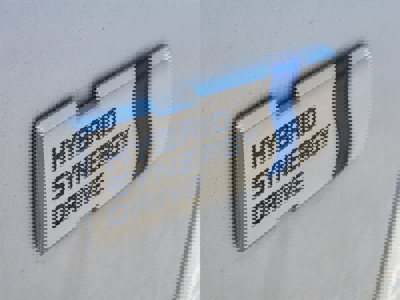 Used 2014 Toyota Prius V Five image 11