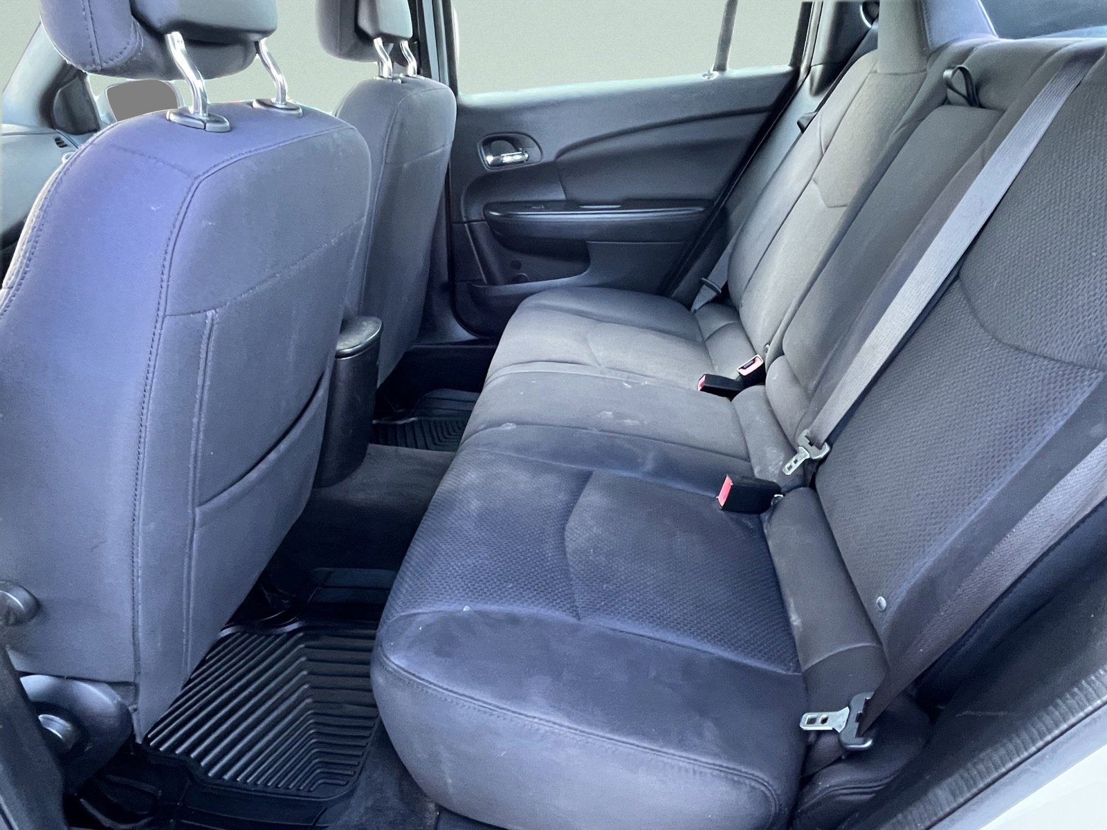 Used 2014 Chrysler 200 LX image 10