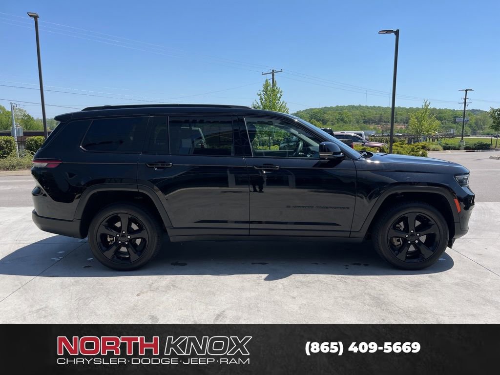 Used 2023 Jeep Grand Cherokee L Limited w/ Luxury Tech Group II AWD/4WD image 22