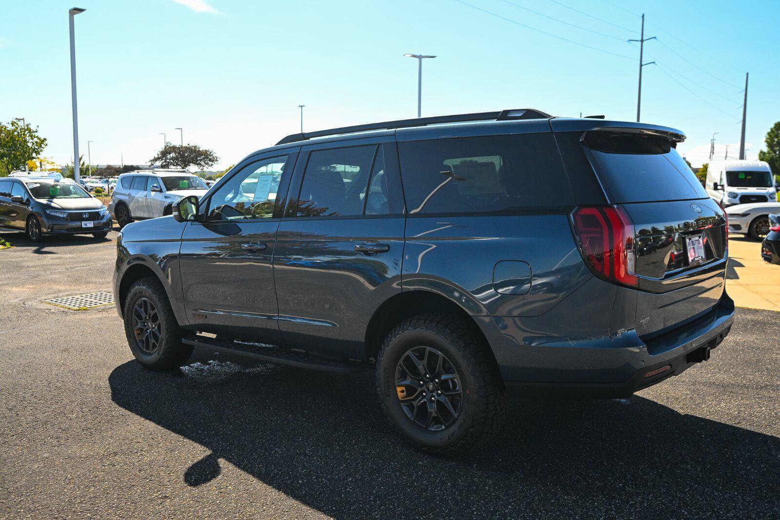 New 2027 Ford Expedition Tremor w/ Driver's Package AWD/4WD image 7