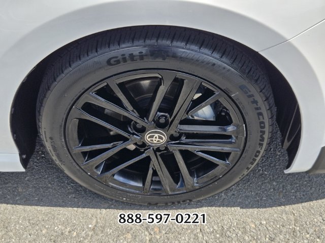 Used 2025 Toyota Camry SE FWD image 20