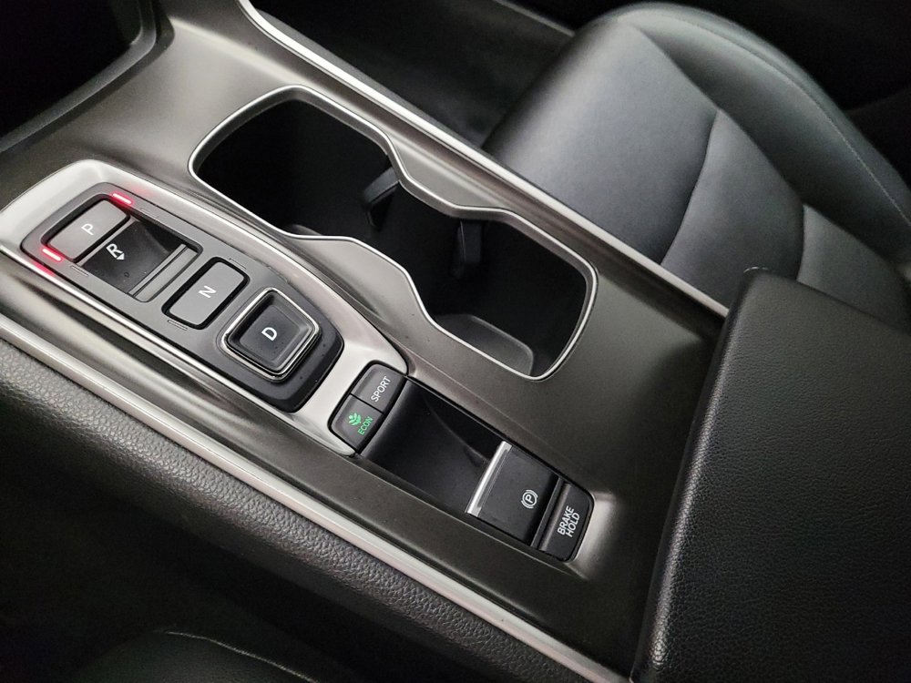 Used 2018 Honda Accord Sport image 26