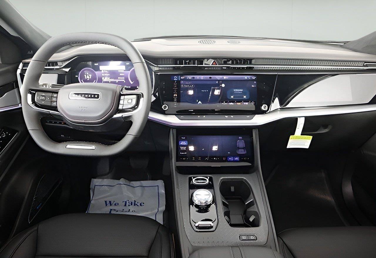 New 2025 Jeep Wagoneer S Limited AWD/4WD image 9