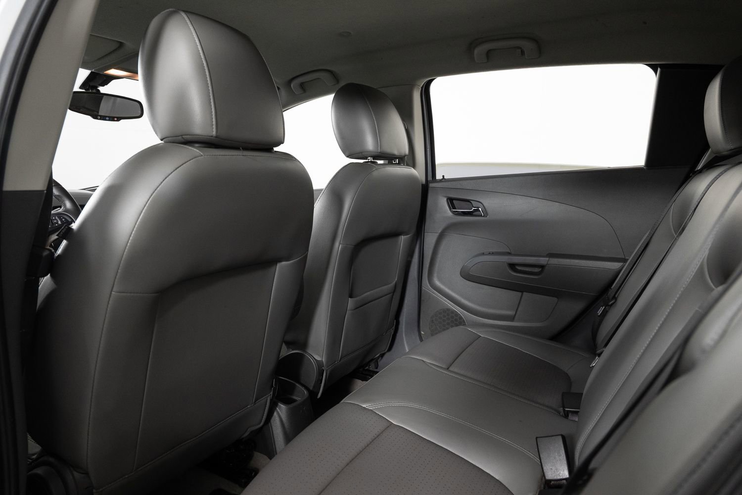 Used 2015 Chevrolet Sonic LTZ image 17