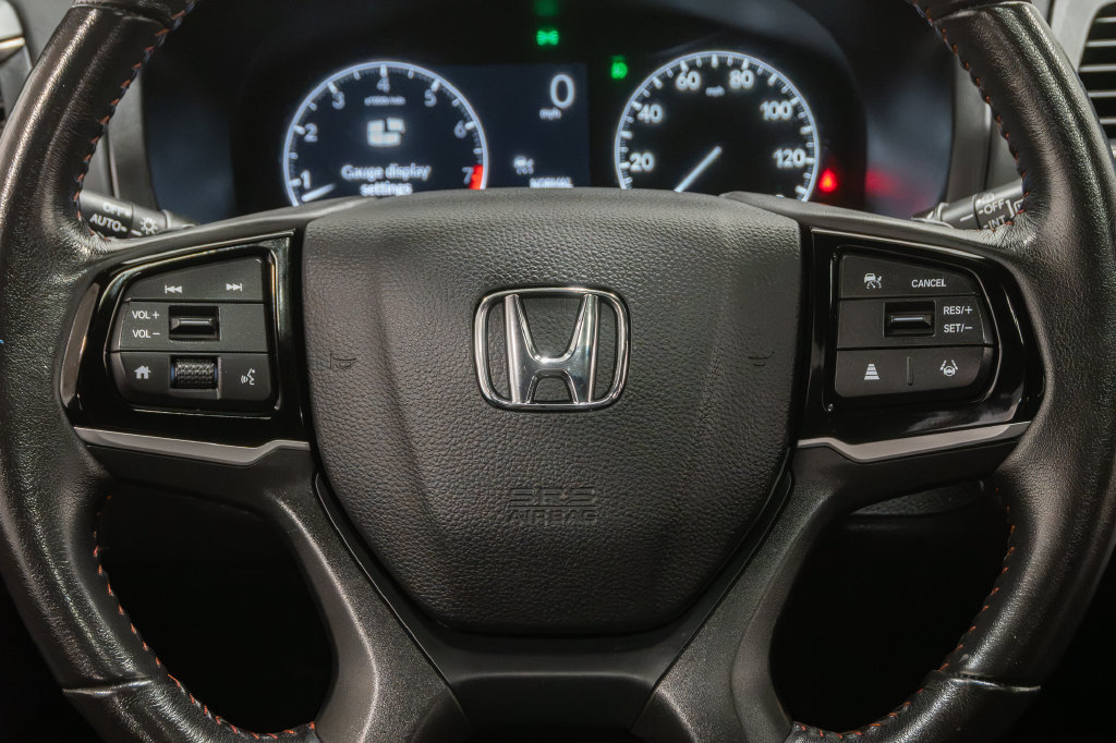Used 2025 Honda Odyssey Sport-L image 14