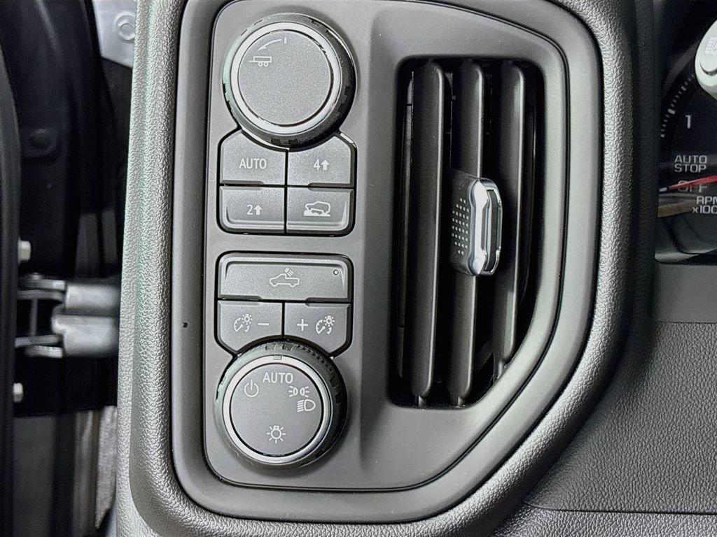 Certified 2026 Chevrolet Silverado 1500 Custom w/ Turbomax Blackout Package AWD/4WD image 11