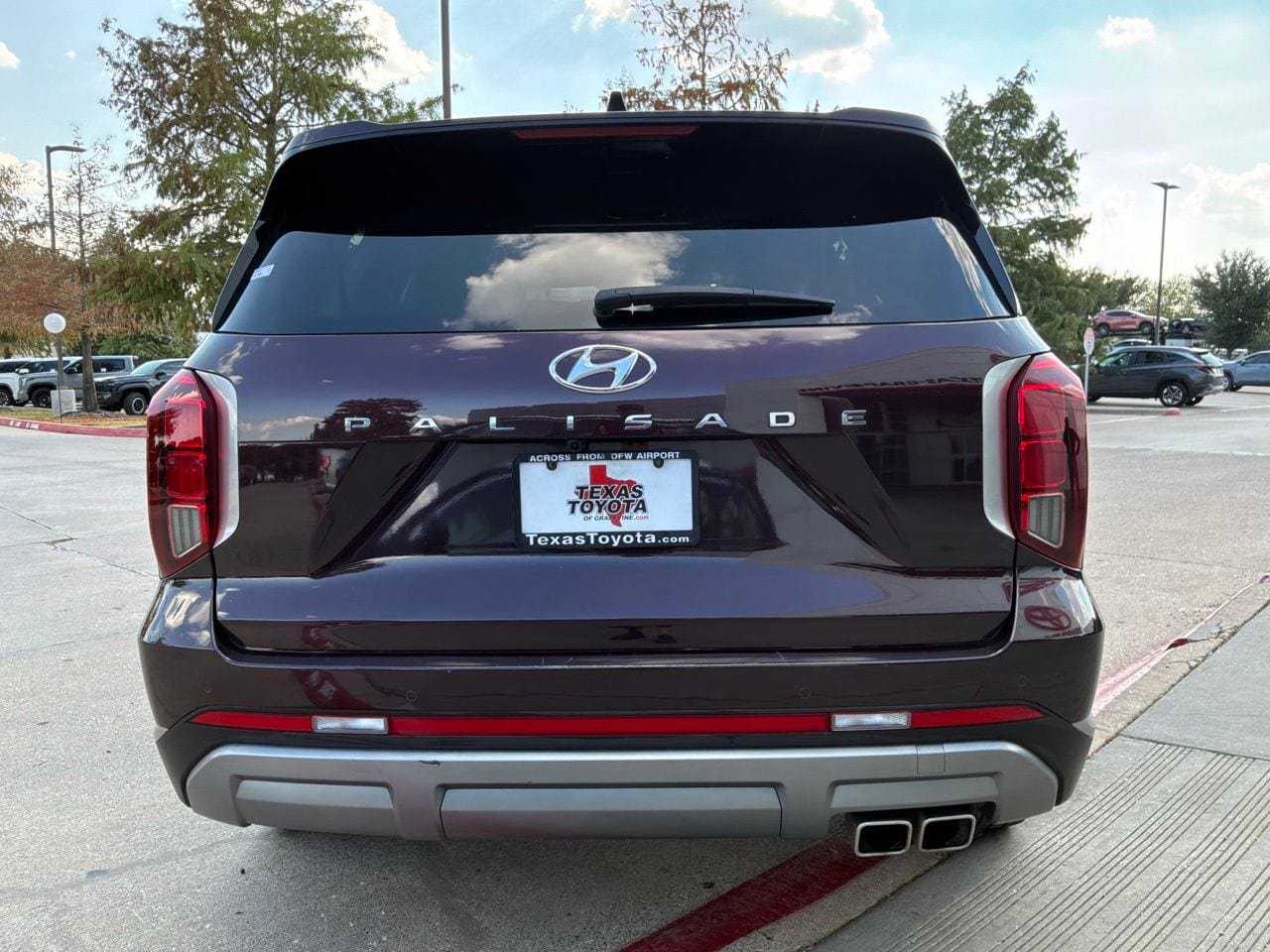 Used 2025 Hyundai Palisade SEL FWD image 7
