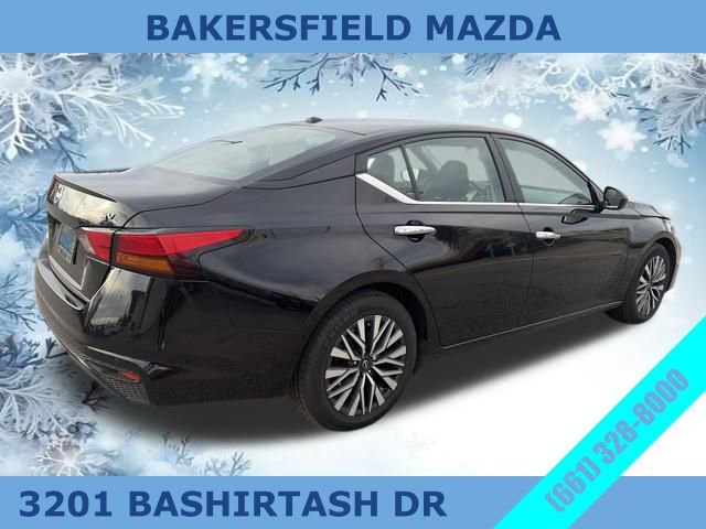 Used 2024 Nissan Altima 2.5 SV image 5