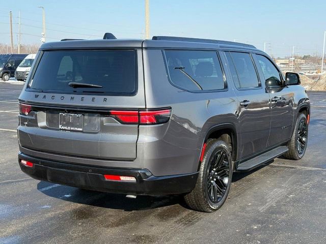 Used 2024 Jeep Wagoneer L Series II w/ Convenience Group I image 3