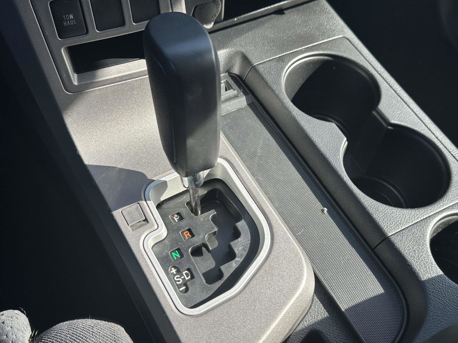 Used 2012 Toyota Tundra 4x4 Double Cab w/ TRD Off-Road Pkg image 32