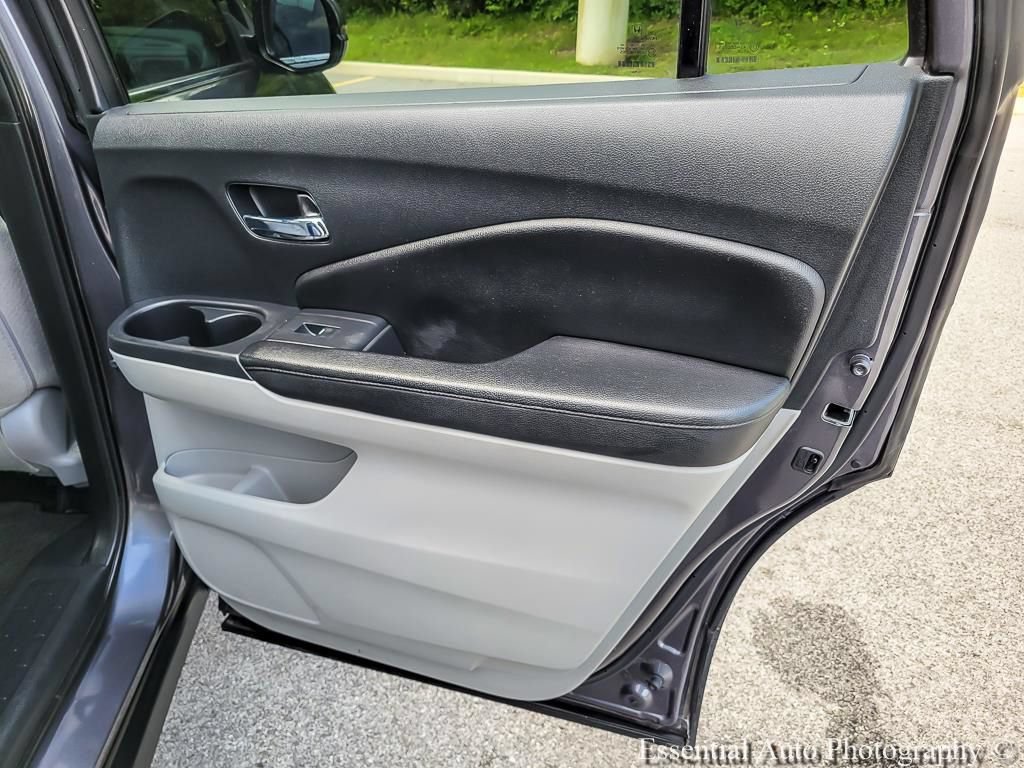 Used 2016 Honda Pilot LX image 27