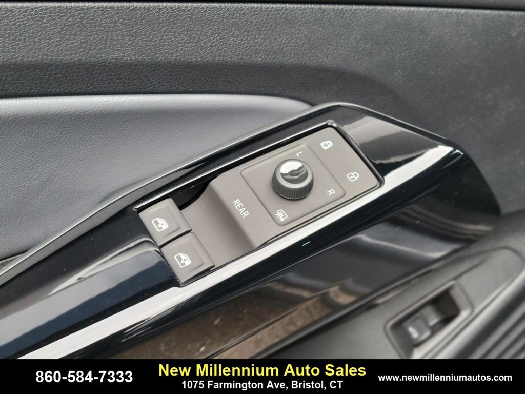 Used 2024 Volkswagen ID.4 Pro S image 17