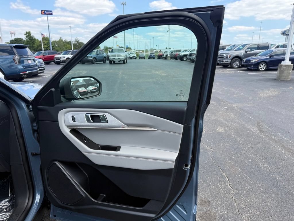 New 2026 Ford Explorer Active w/ Active Comfort Package AWD/4WD image 56