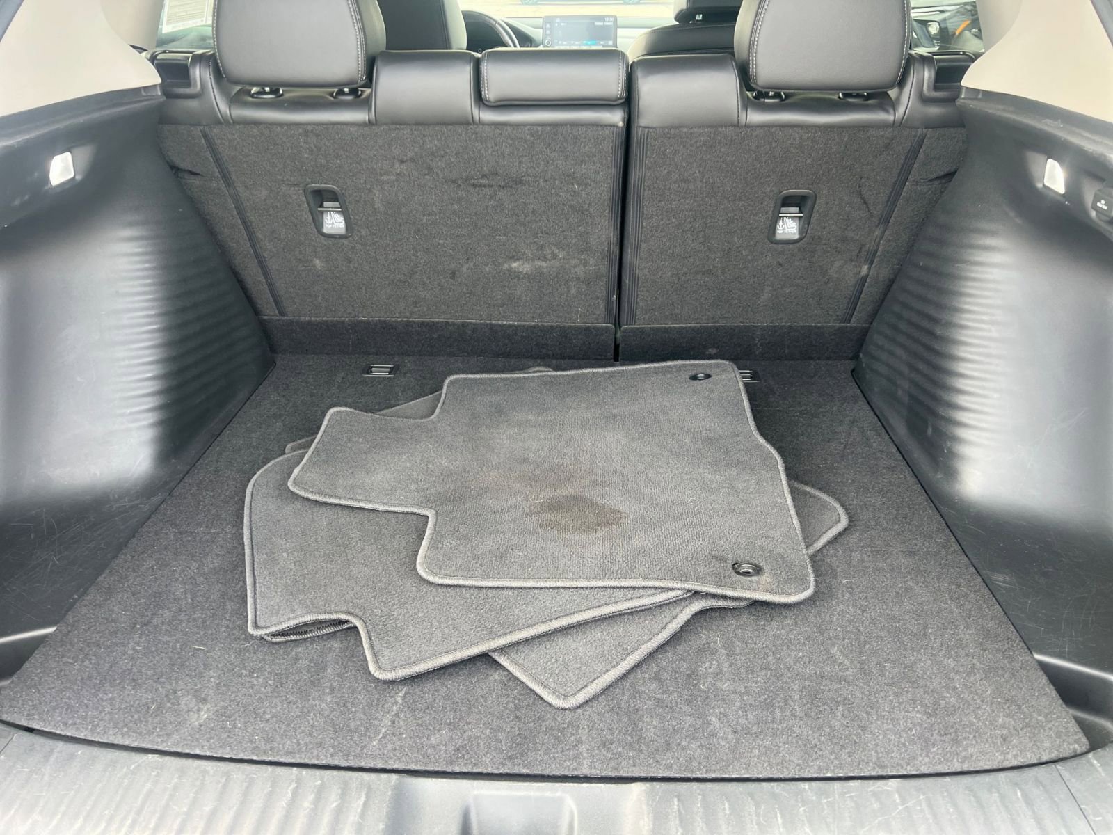 Used 2025 Honda HR-V EX-L image 31