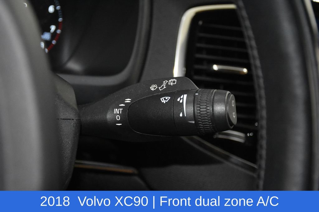 Used 2018 Volvo XC90 T6 Momentum w/ Convenience Package image 12