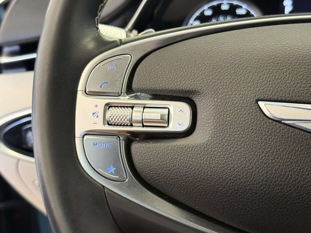 Used 2022 Genesis GV70 2.5T w/ Select Package AWD/4WD image 34