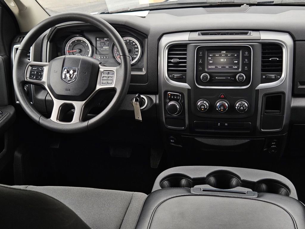 Used 2024 RAM 1500 Classic SLT image 29