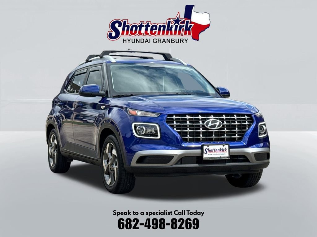 Certified 2025 Hyundai Venue Limited FWD image 3