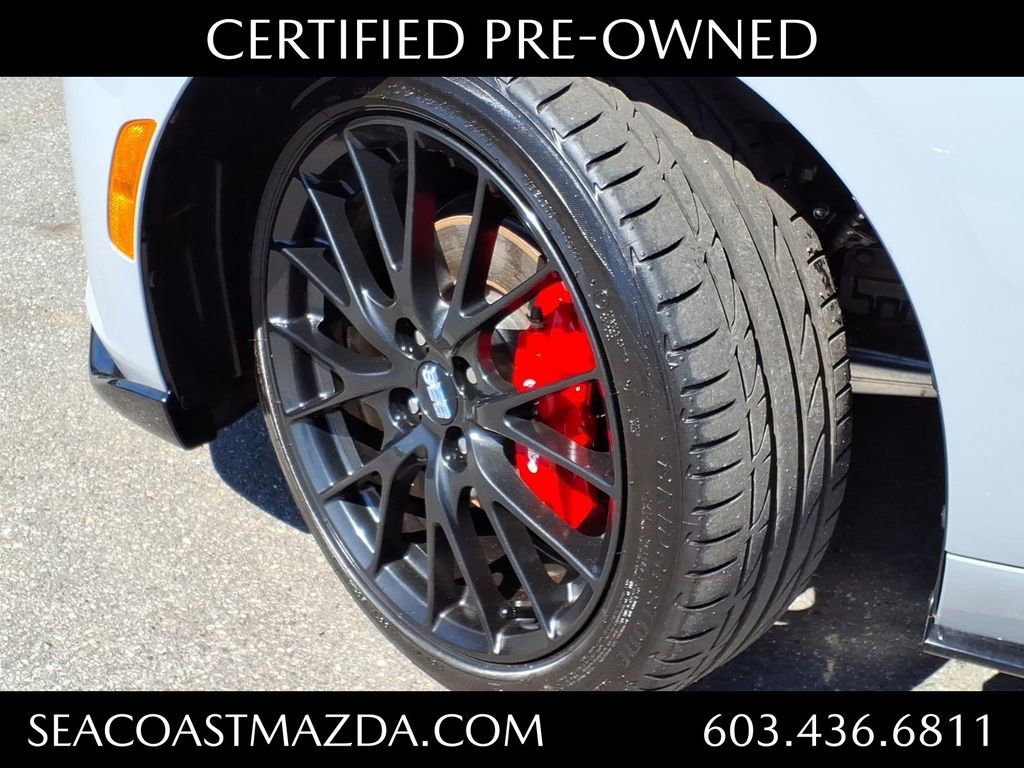 Certified 2025 MAZDA MX-5 Miata Club w/ Brembo/BBS Recaro Package RWD image 4