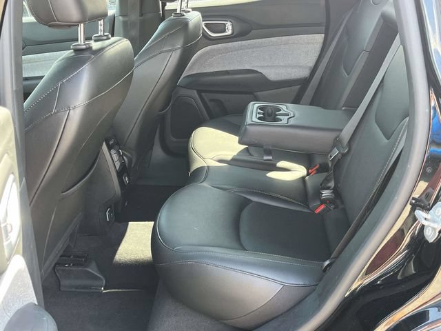 Used 2023 Jeep Compass Latitude AWD/4WD image 15