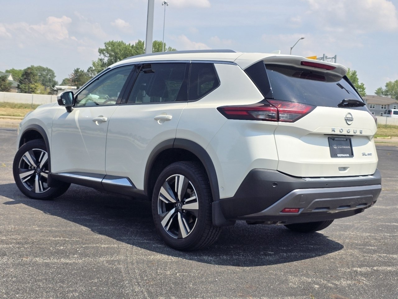 Used 2023 Nissan Rogue SL w/ SL Premium Package AWD/4WD image 15