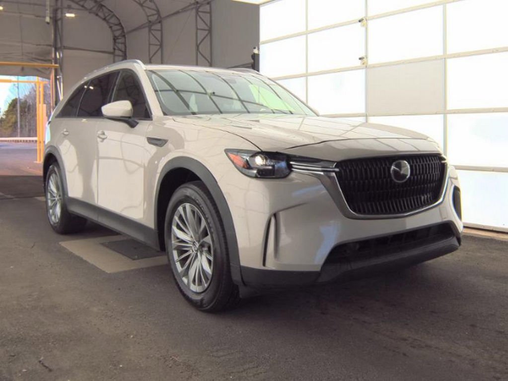 Used 2024 MAZDA CX-90 3.3 Turbo w/ Preferred Plus image 4