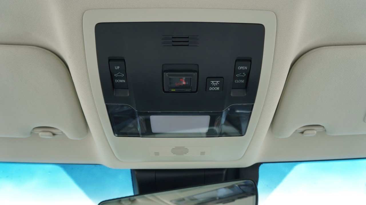 Certified 2023 Lexus ES 350 w/ Premium Package image 27