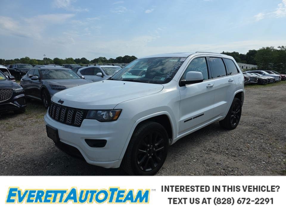 Used 2021 Jeep Grand Cherokee Laredo X AWD/4WD image 1