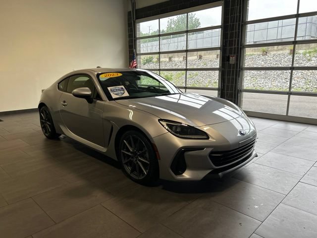 Used 2023 Subaru BRZ Limited RWD image 9