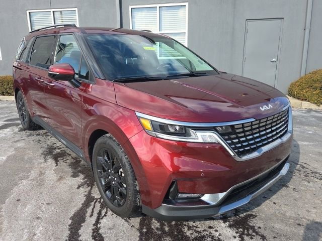 Used 2024 Kia Carnival SX image 1