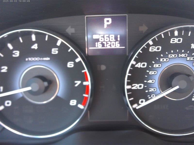 Used 2010 Subaru Outback 3.6R Limited w/ Popular Equipment Group 2C AWD/4WD image 12