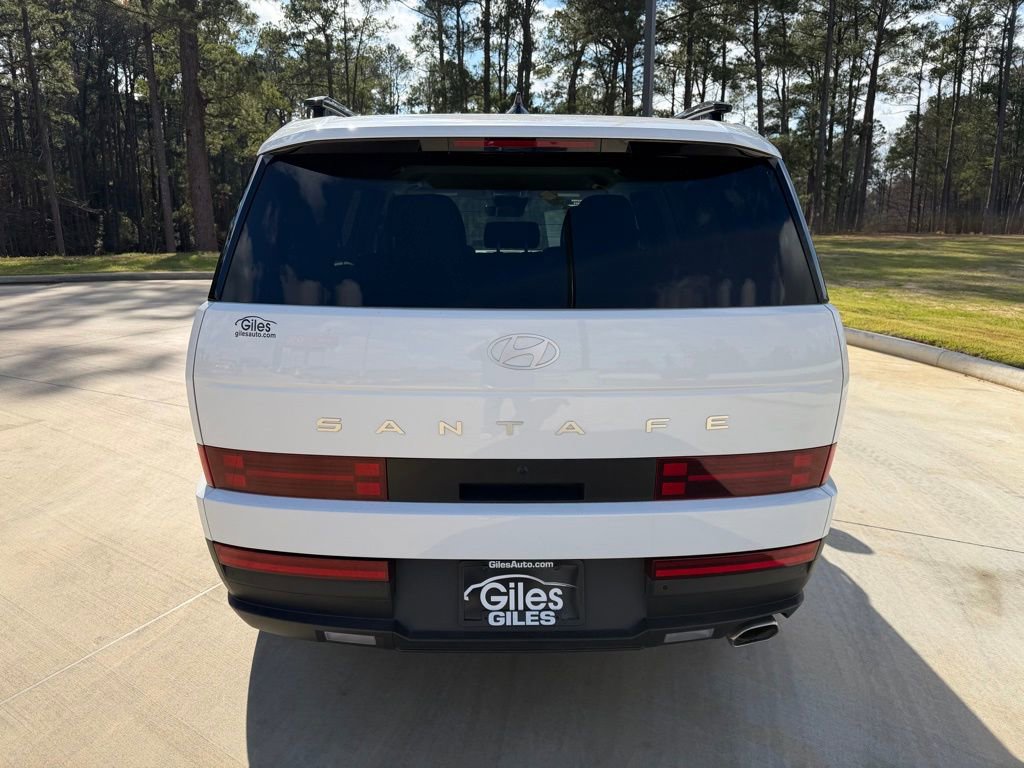 Used 2025 Hyundai Santa Fe SEL image 4