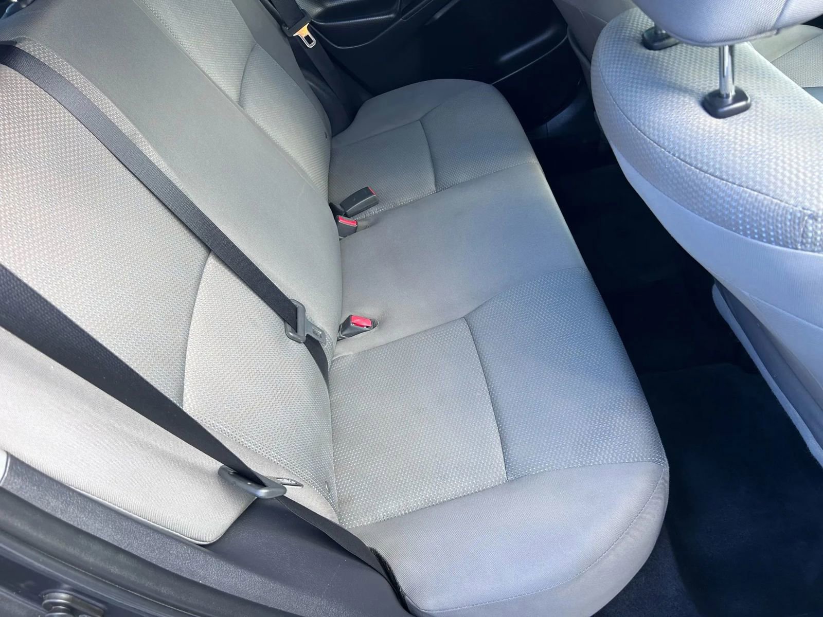 Used 2010 Toyota Matrix image 24