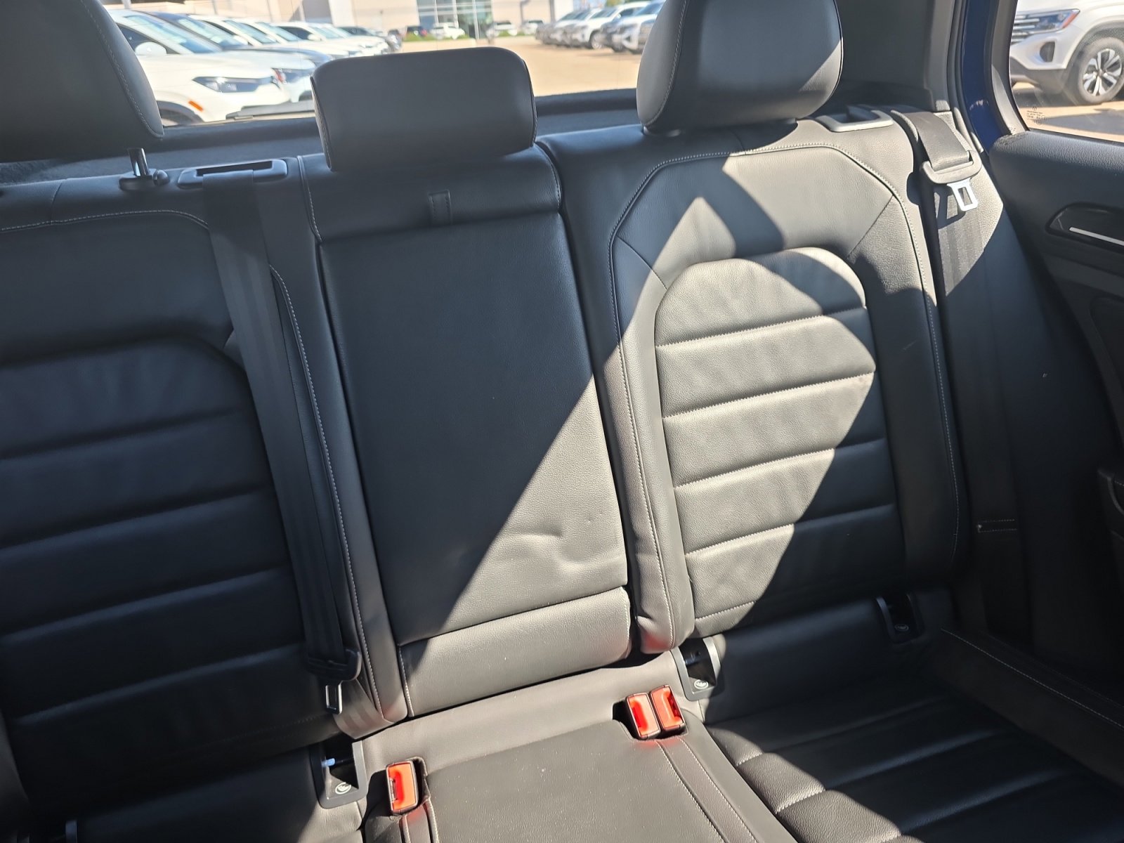 Used 2016 Volkswagen Golf 4-Door image 18