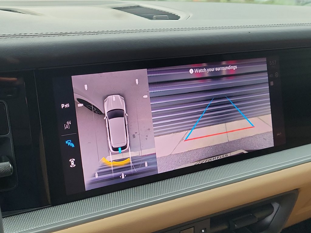 Certified 2026 Porsche Cayenne AWD/4WD image 30