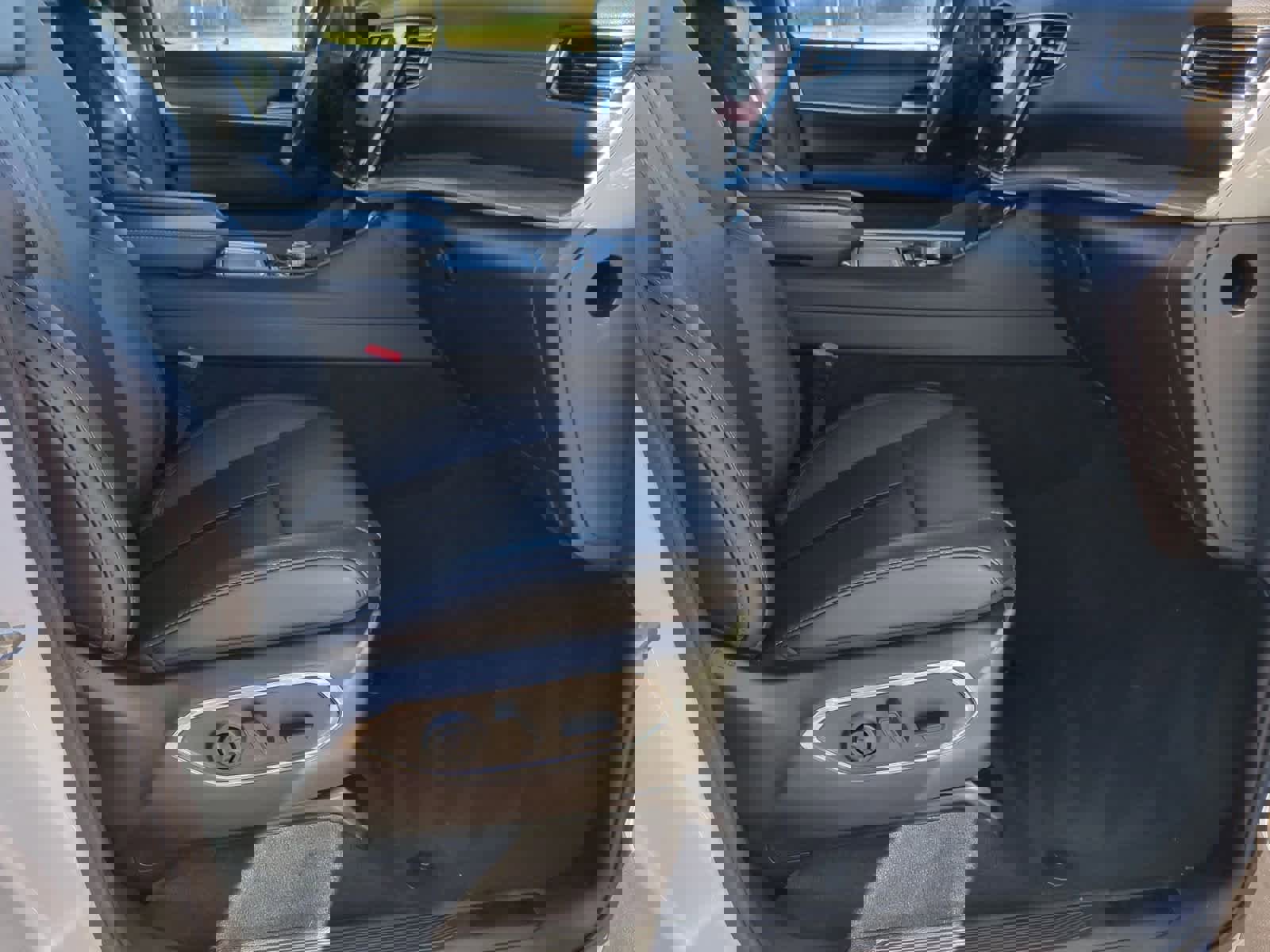 Used 2024 Jeep Wagoneer L Series II image 22