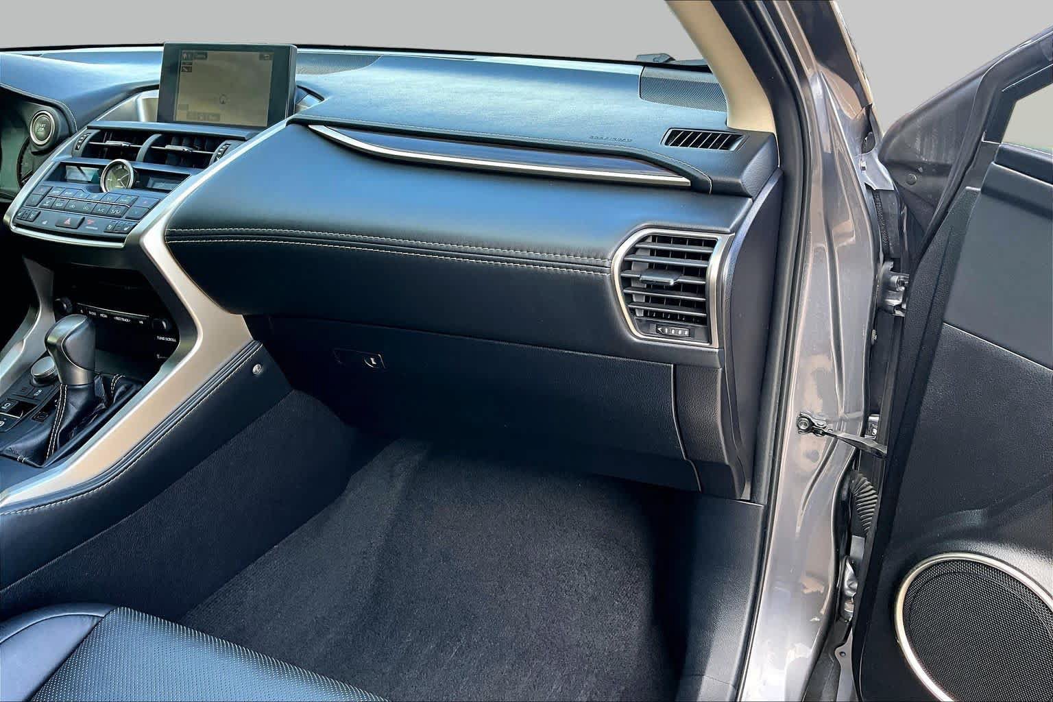 Used 2016 Lexus NX 200t FWD w/ Luxury Package image 19