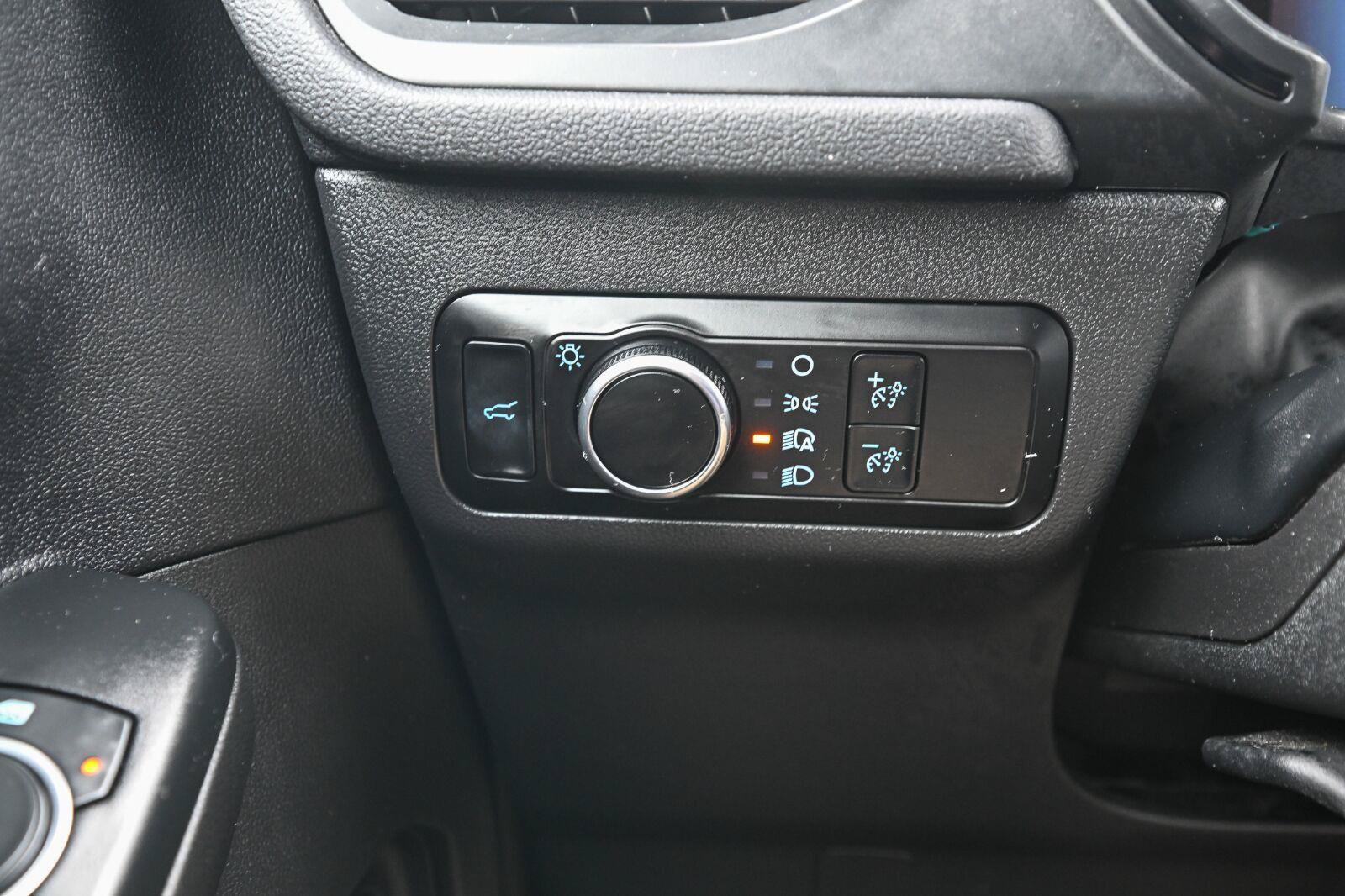 Used 2024 Ford Escape ST-Line w/ Tech Pack #1 AWD/4WD image 41