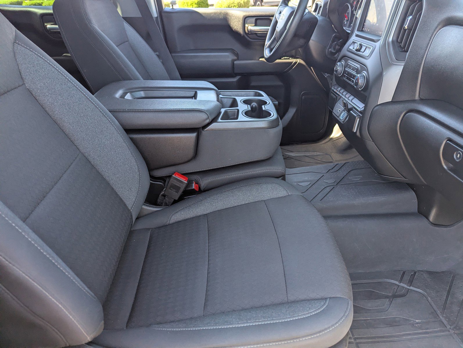 Certified 2024 Chevrolet Silverado 1500 Custom image 11