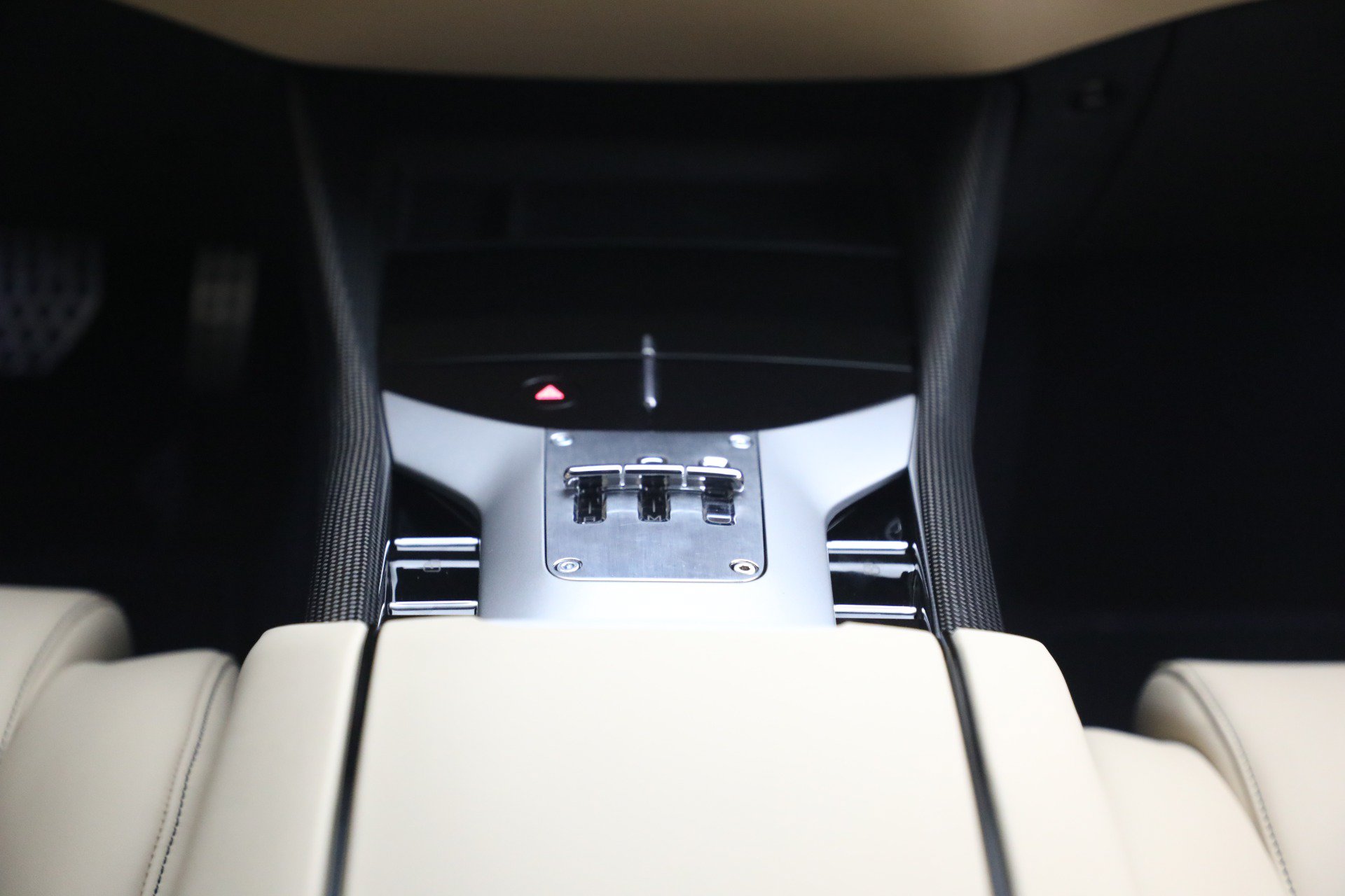 Certified 2024 Ferrari Purosangue AWD/4WD image 27