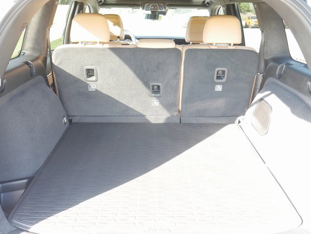 New 2025 Jeep Grand Cherokee Summit image 8