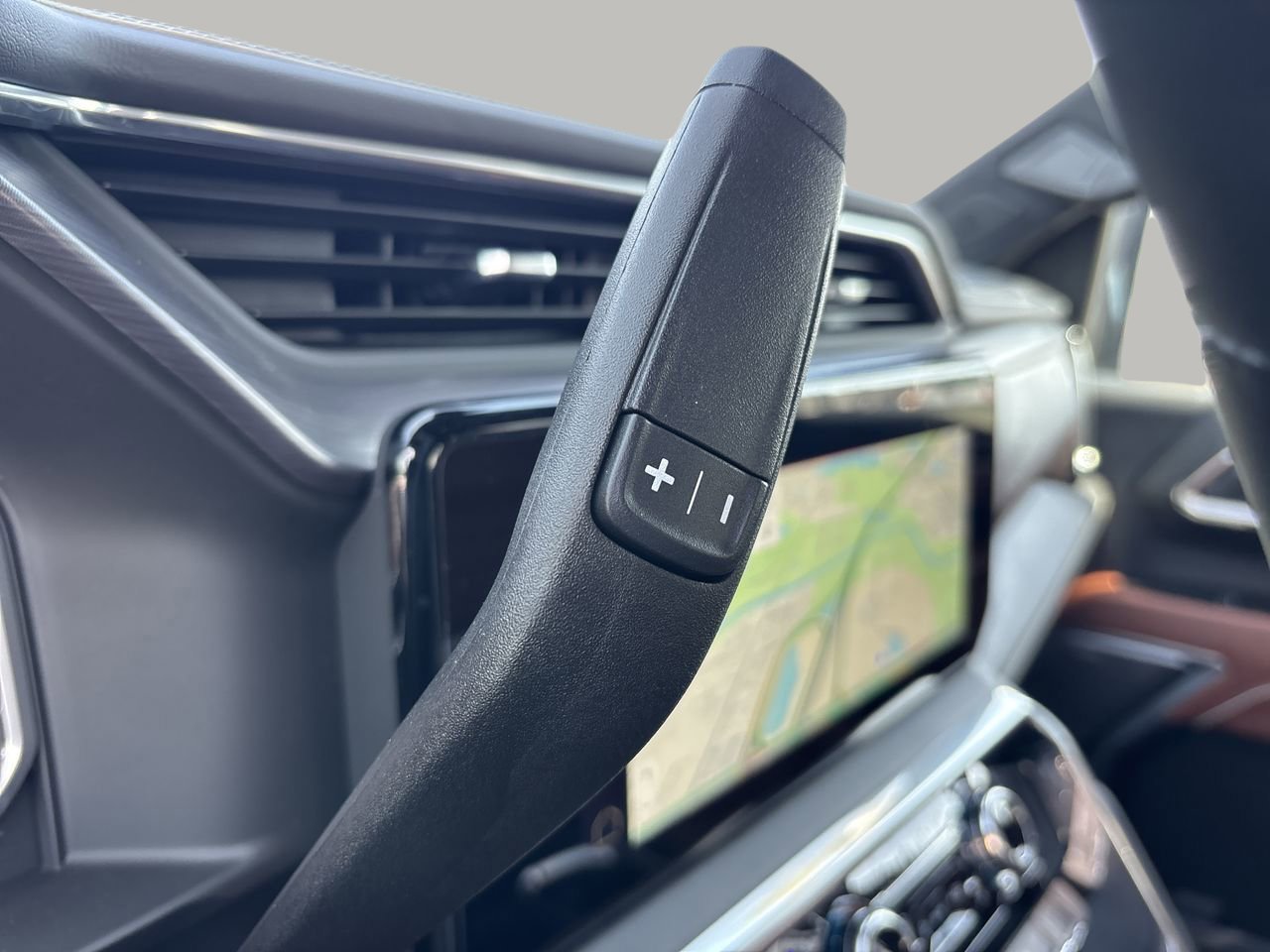 Used 2025 GMC Sierra 2500 Denali Ultimate image 28