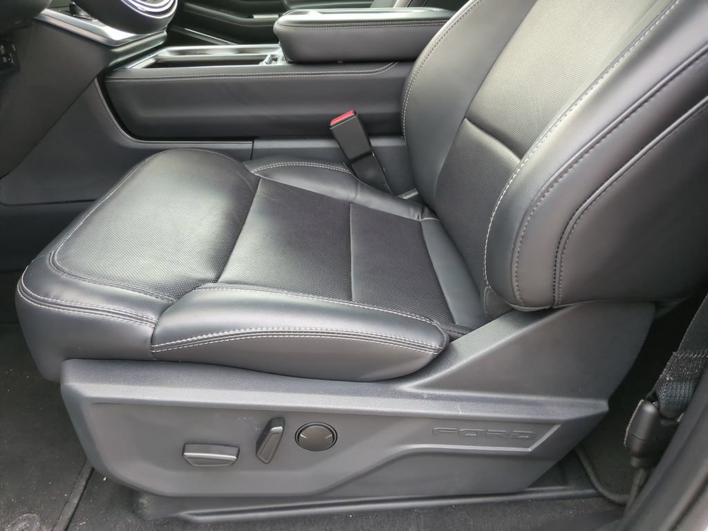 Certified 2025 Ford Expedition Platinum AWD/4WD image 24