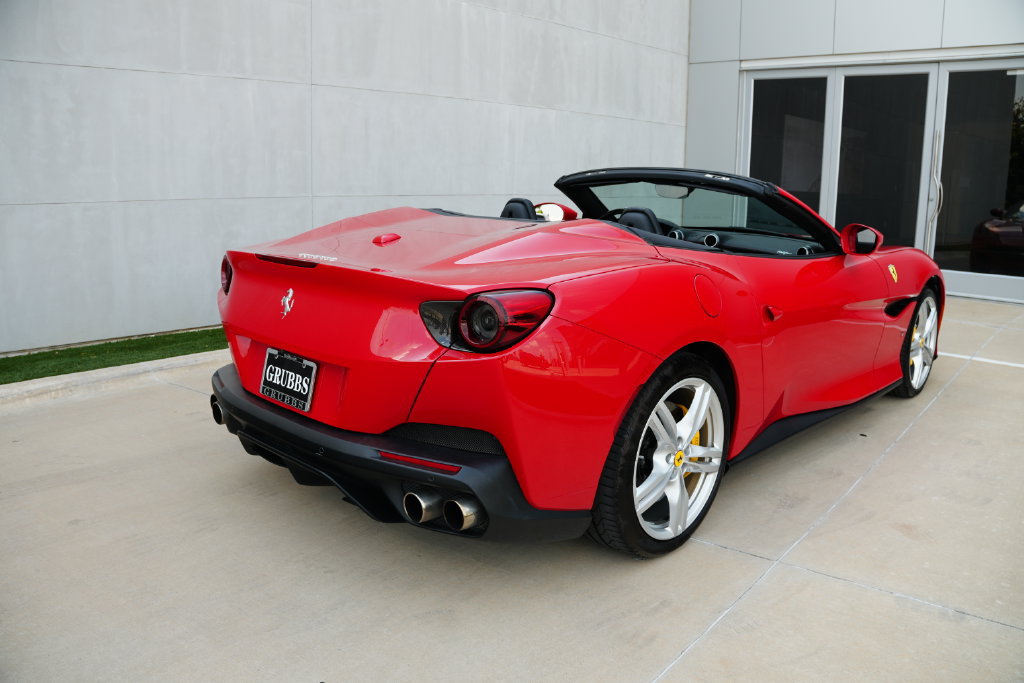 Used 2019 Ferrari Portofino RWD image 37