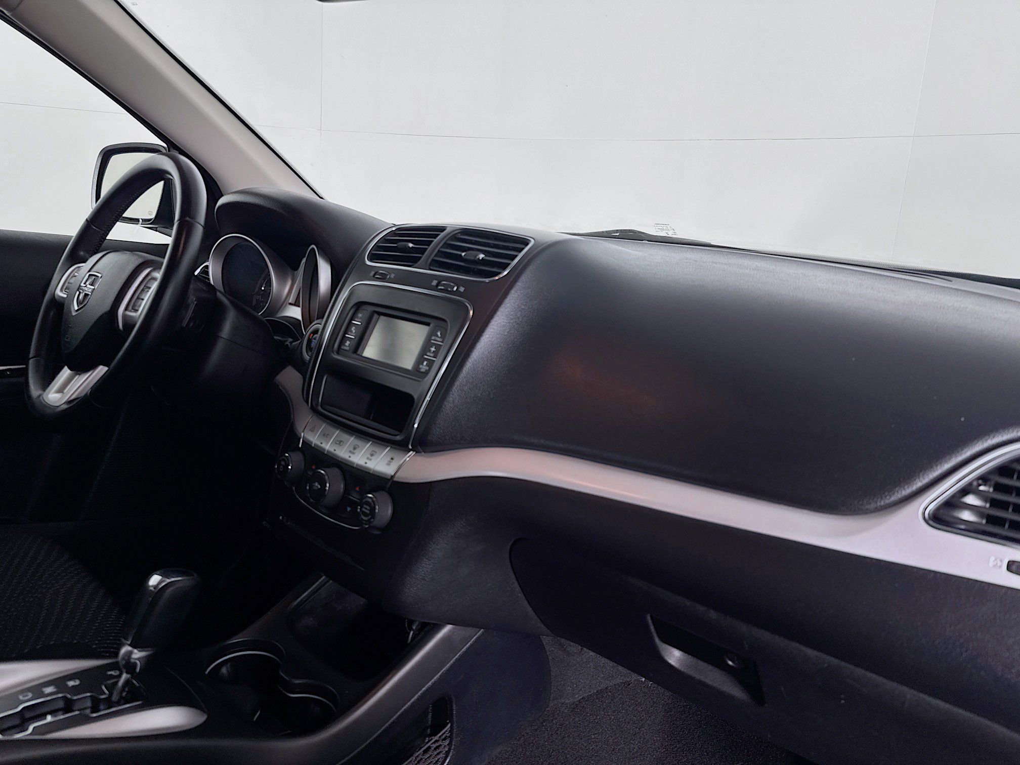 Used 2020 Dodge Journey SE w/ SE Popular Equipment Group image 29