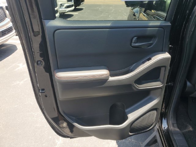 Certified 2026 Nissan Frontier PRO-4X w/ Pro Premium Package AWD/4WD image 8