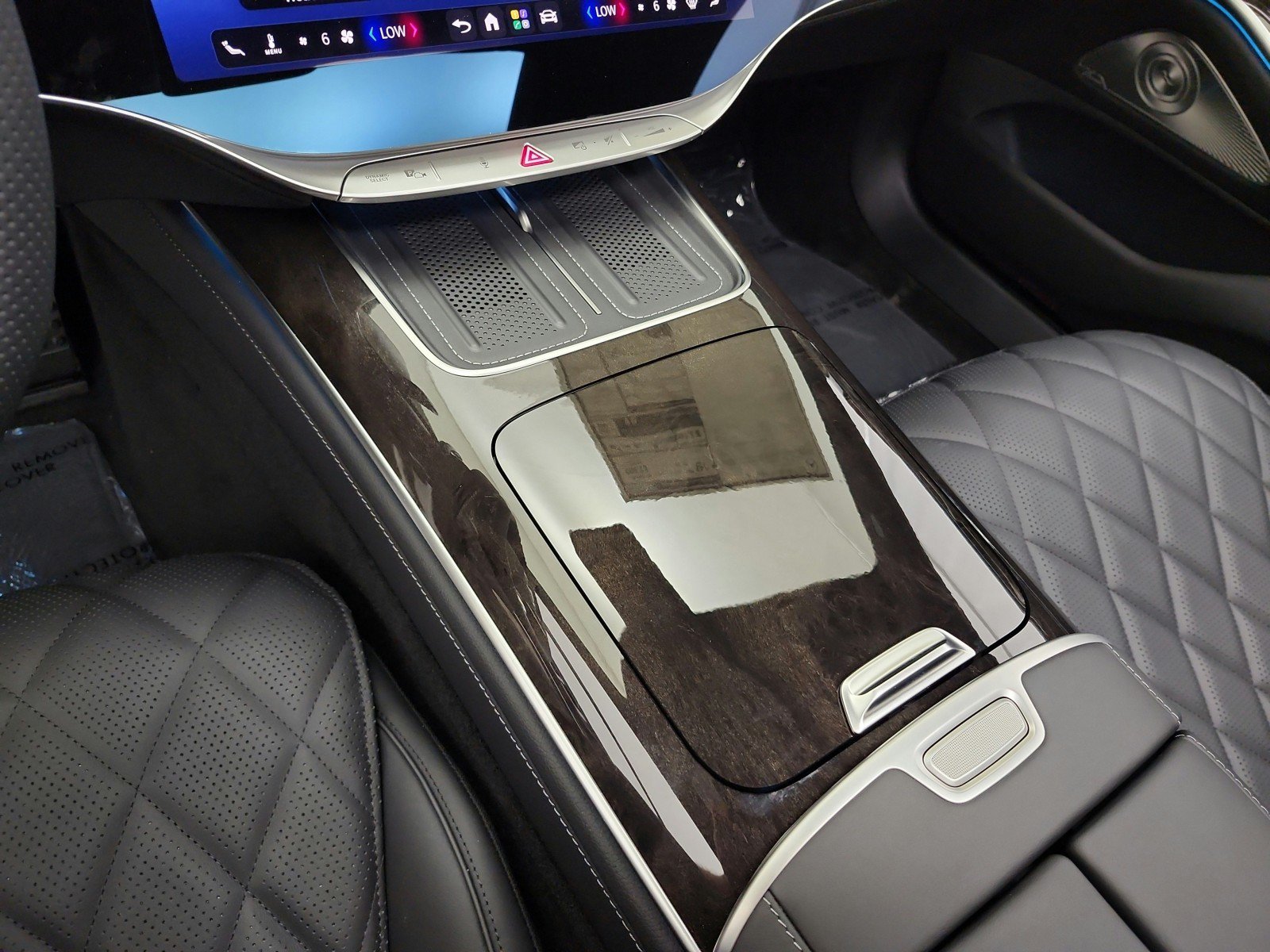 New 2027 Mercedes-Benz S 580 4MATIC Sedan image 10