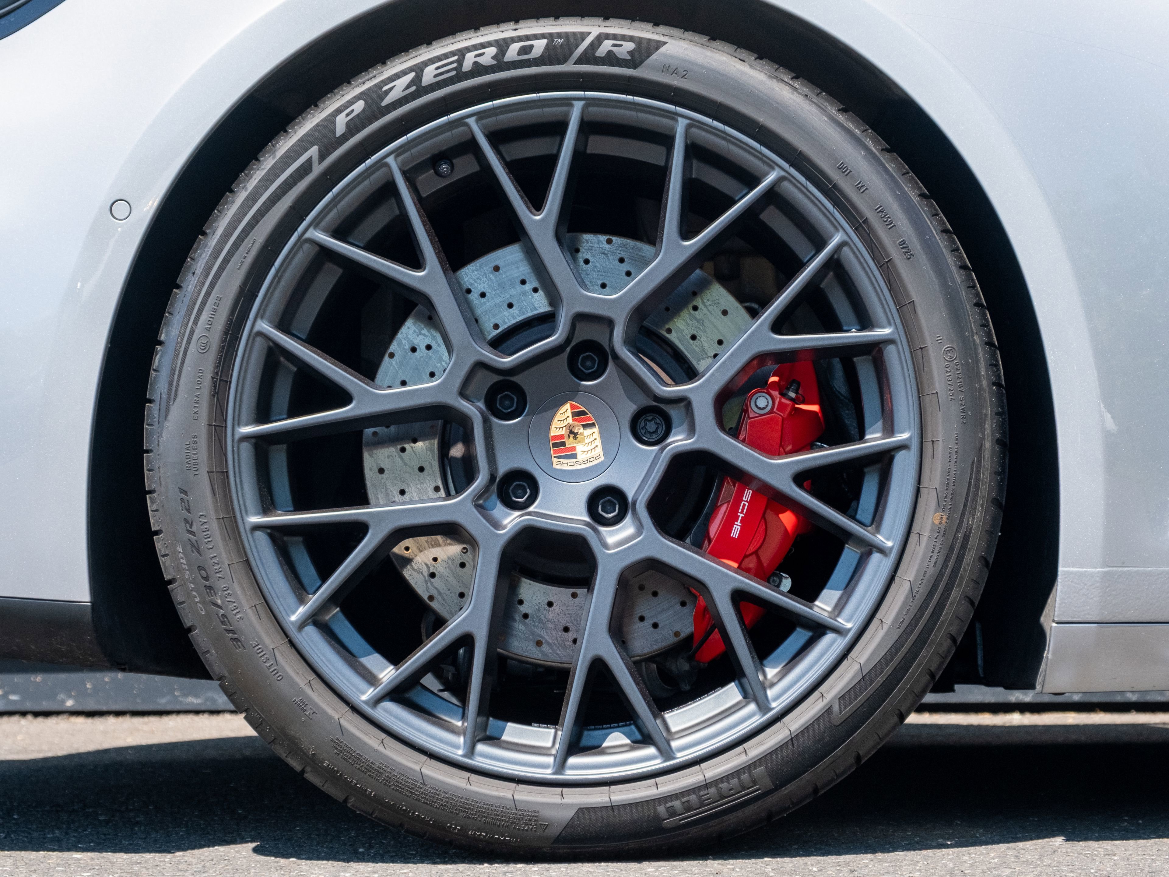 Certified 2025 Porsche 911 Targa 4 GTS AWD/4WD image 14