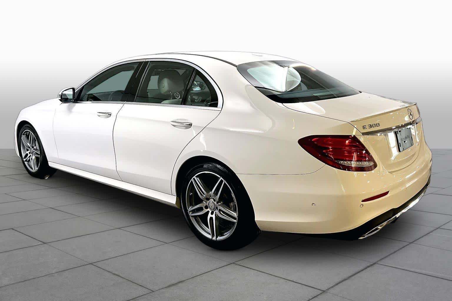 Certified 2017 Mercedes-Benz E 300 4MATIC image 12