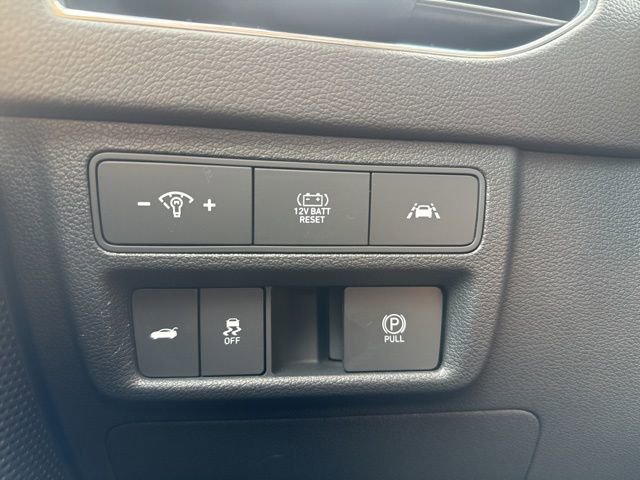 Used 2023 Hyundai Sonata Limited image 13